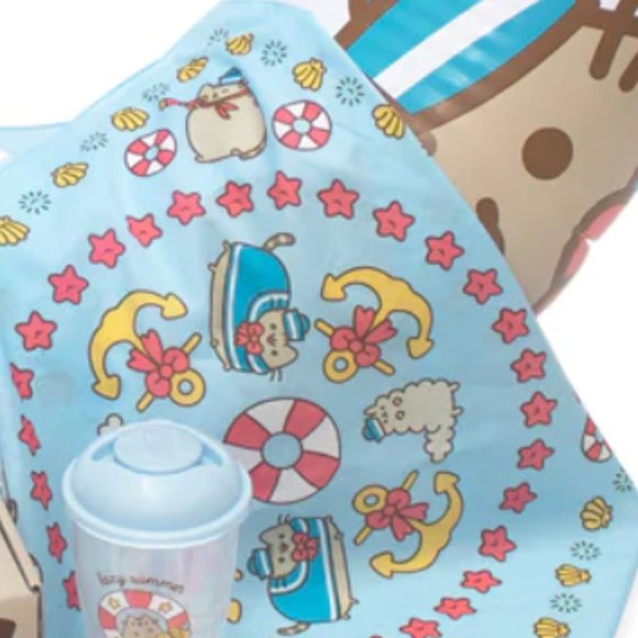 Pusheen Box Summer 2019 Bandana - Picture 1 of 2